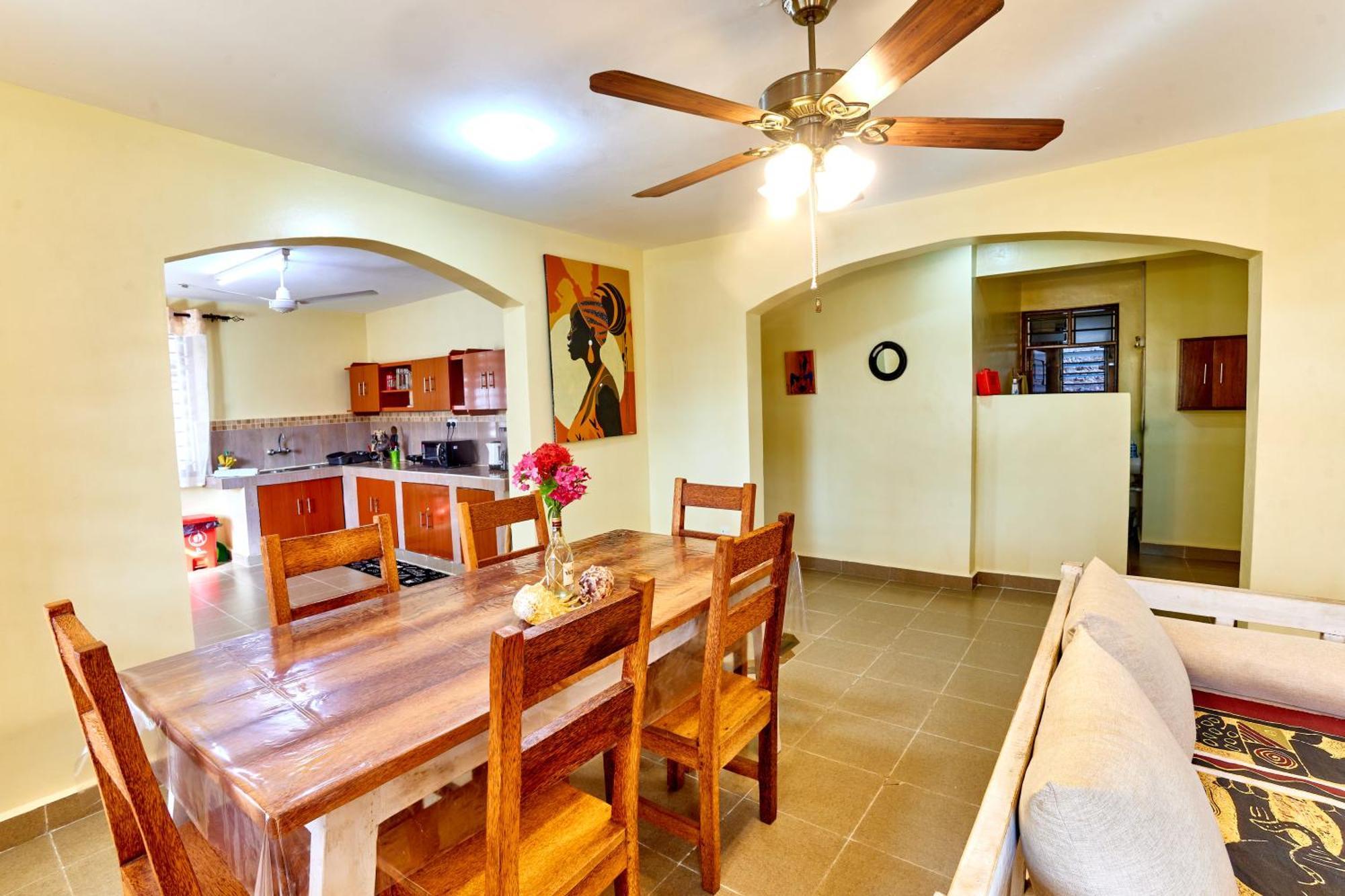 Diani Beach Gold Apartments Eksteriør billede