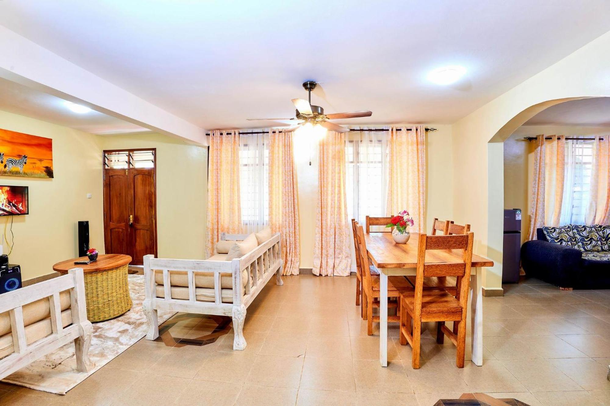 Diani Beach Gold Apartments Eksteriør billede