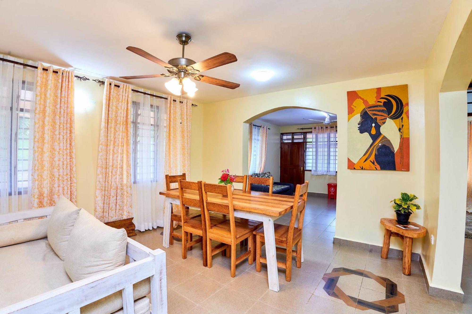 Diani Beach Gold Apartments Eksteriør billede
